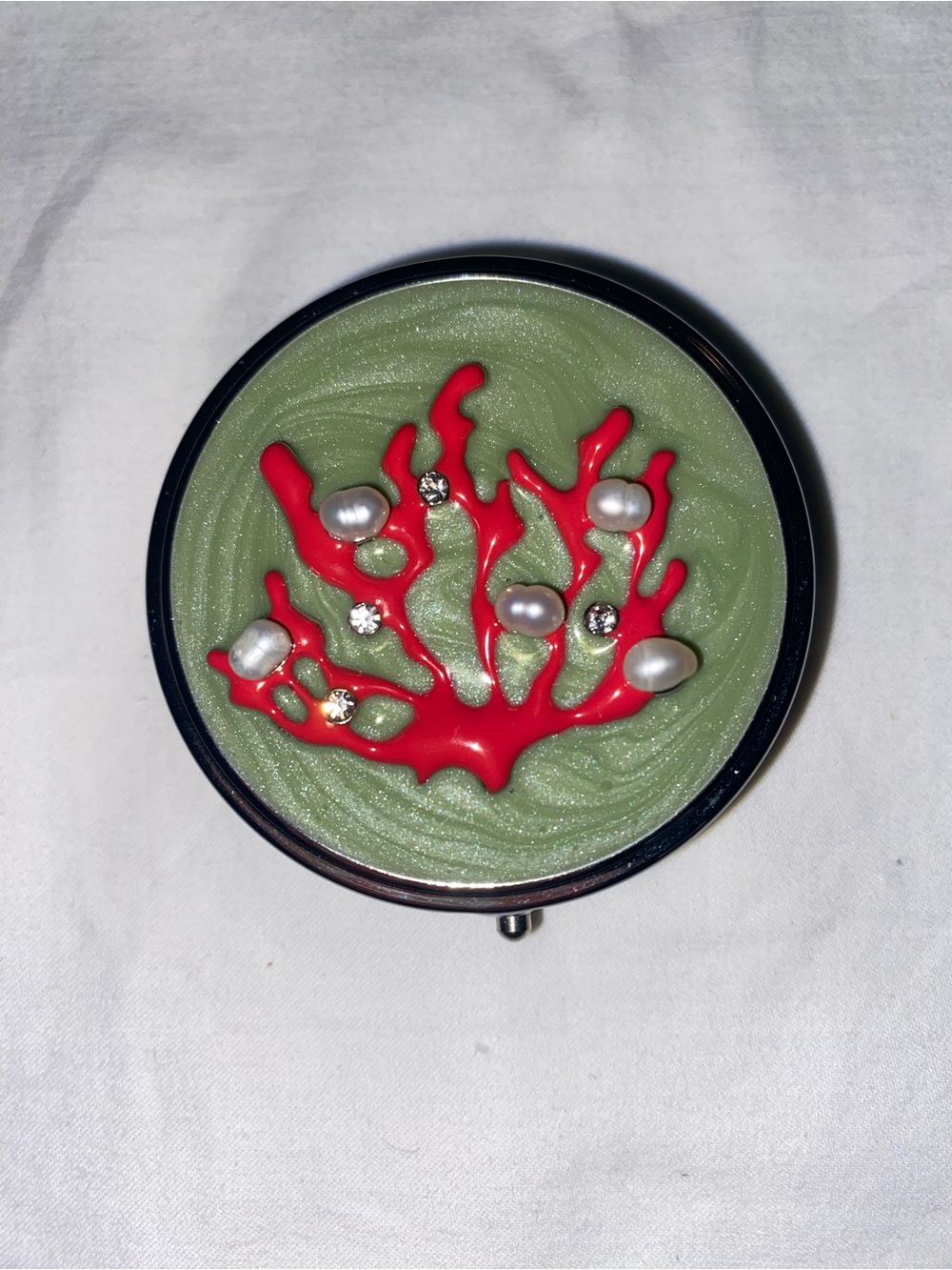 Pearlescent Green Compact Pill Holder with Red Coral Accent